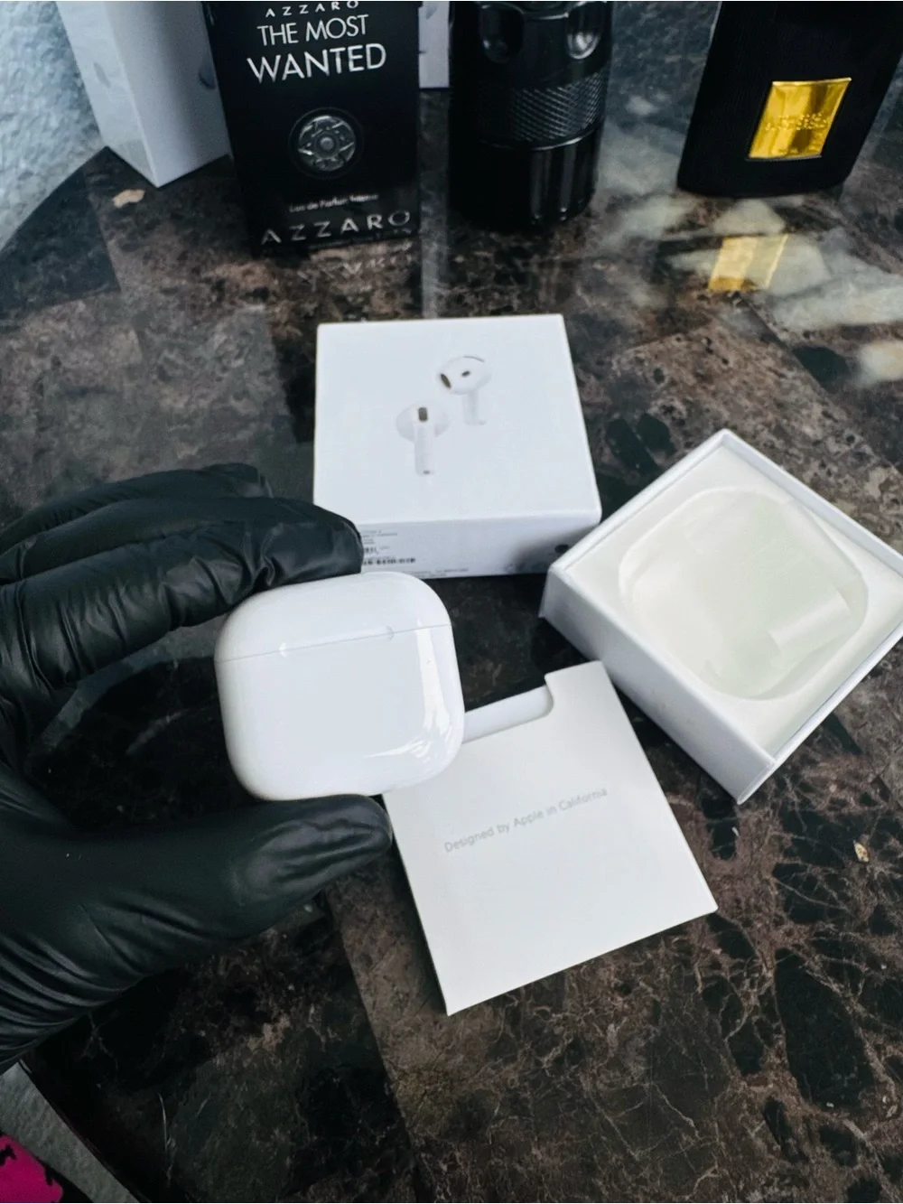 AirPods 4
